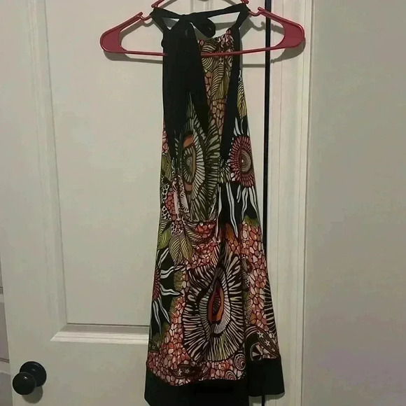 Vintage Y2K Backless Top size Large abstract Design Body Central like new - Picture 2 of 8